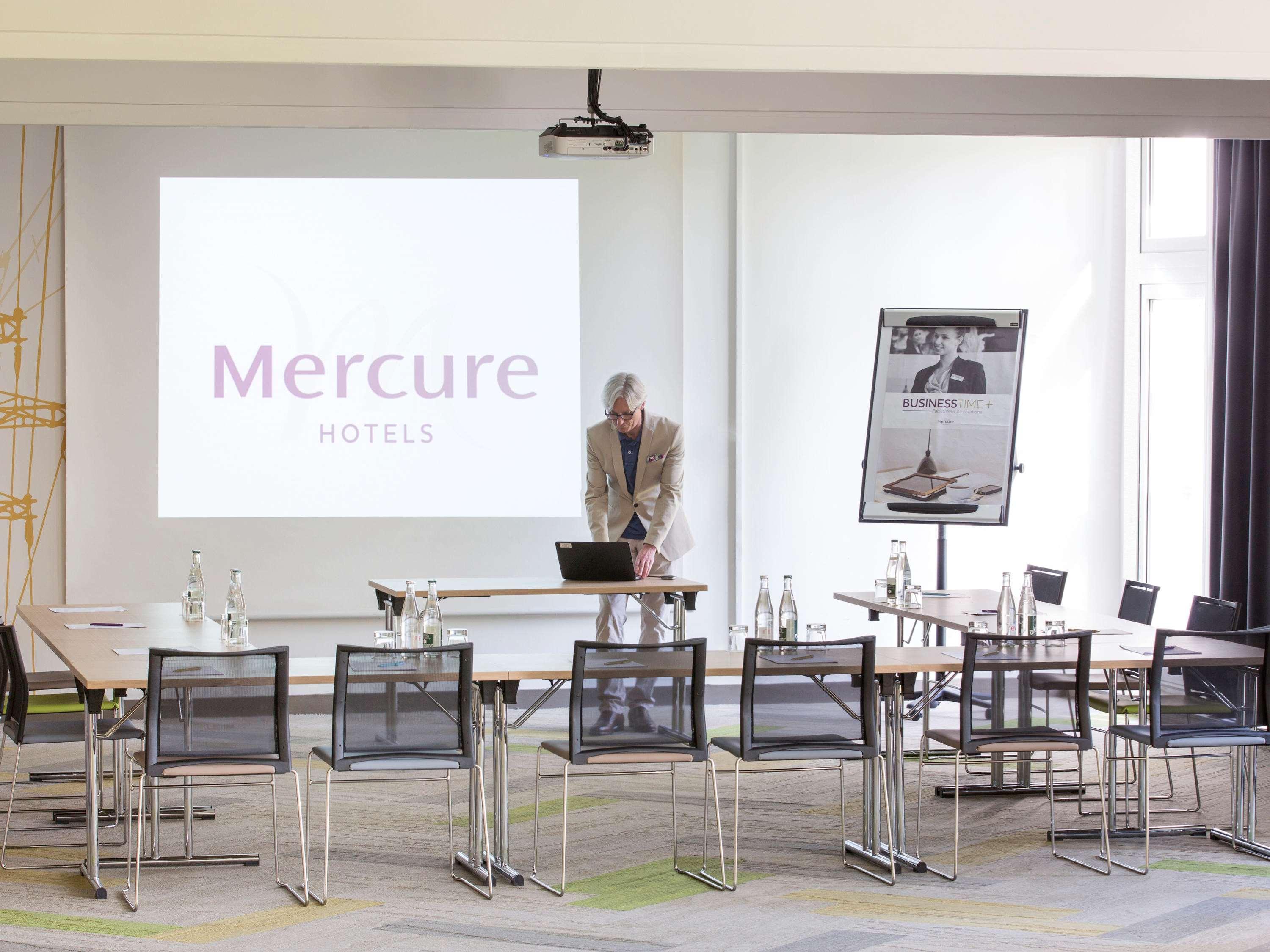 Mercure Paris Sud Les Ulis-Courtaboeuf Exterior foto