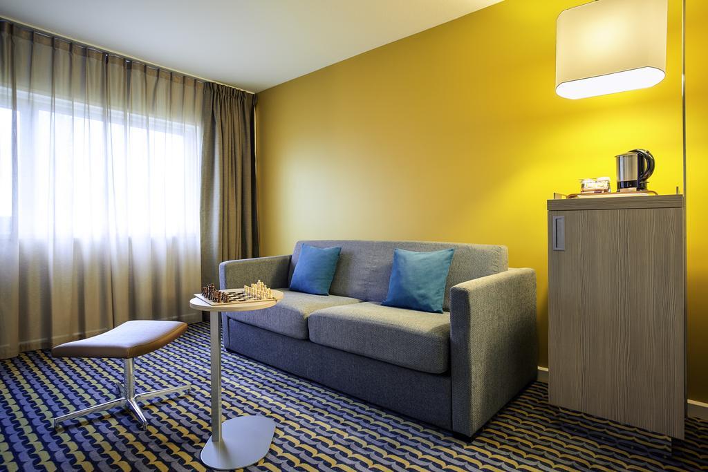Mercure Paris Sud Les Ulis-Courtaboeuf Exterior foto